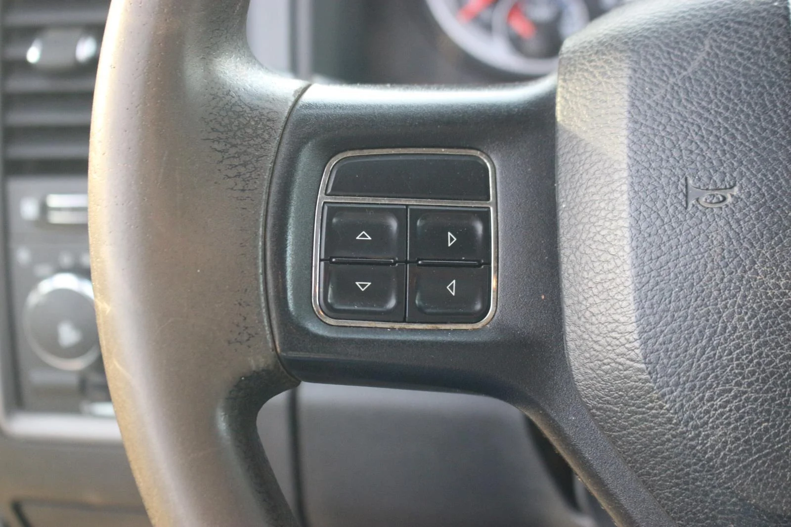 Used 2014 White Ram Tradesman image 17