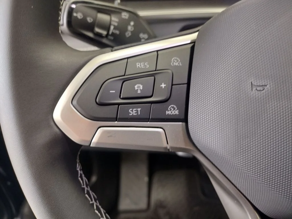 New 2026 Black Volkswagen SE image 27