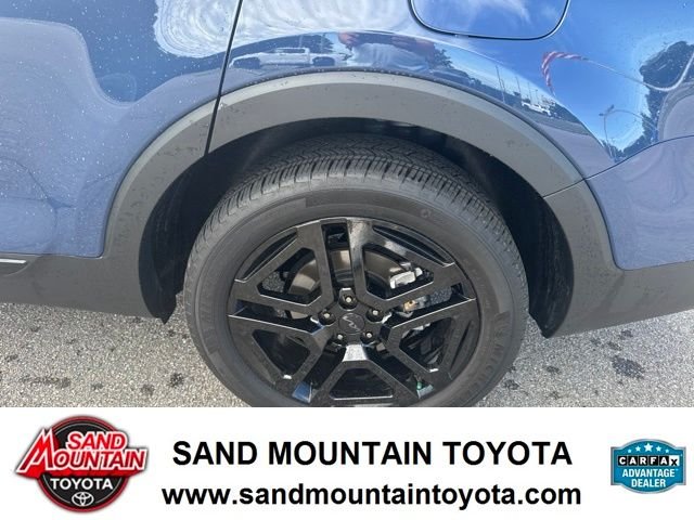 Used 2025 Black Kia SX X-Line image 11