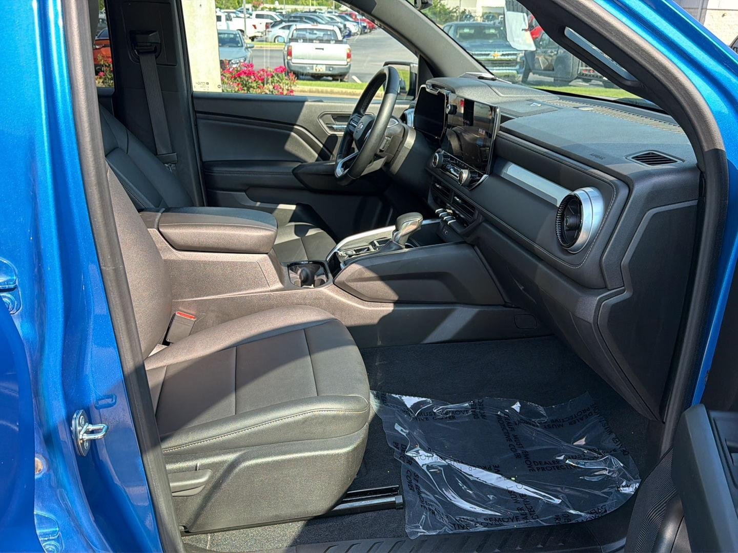 Used 2023 Glacier Blue Metallic Chevrolet 2WD LT image 13