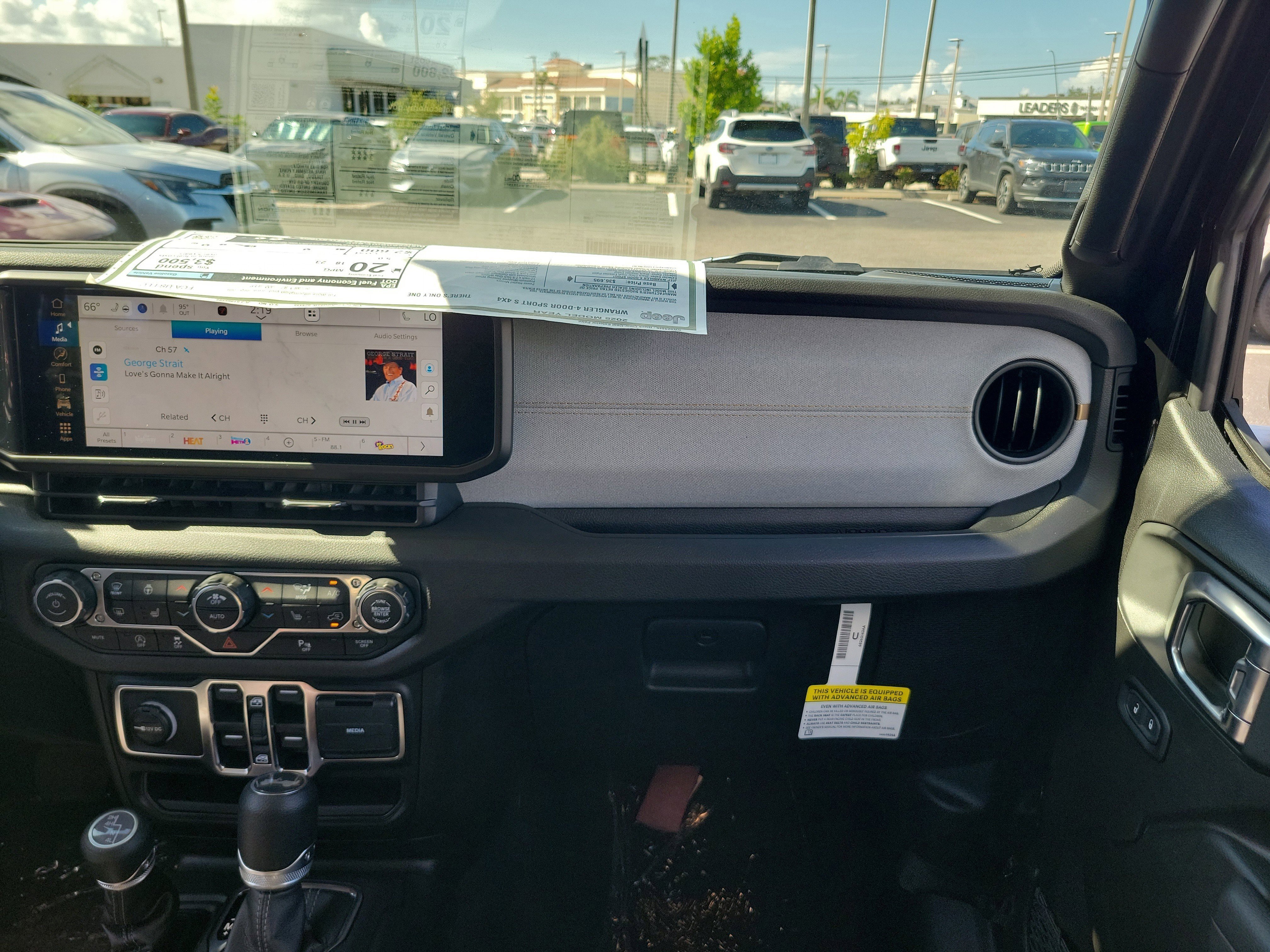 2025 Jeep Wrangler 4-Door Sport S - Photo 9