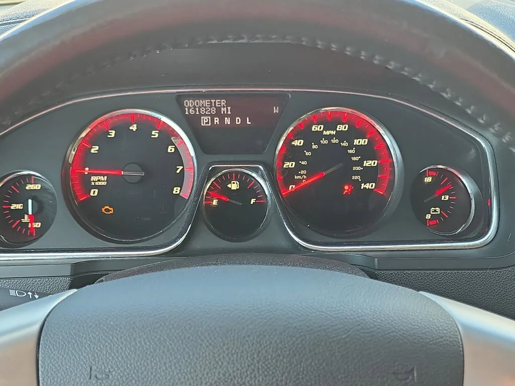 Used 2014 Cyber Gray Metallic GMC SLE image 21