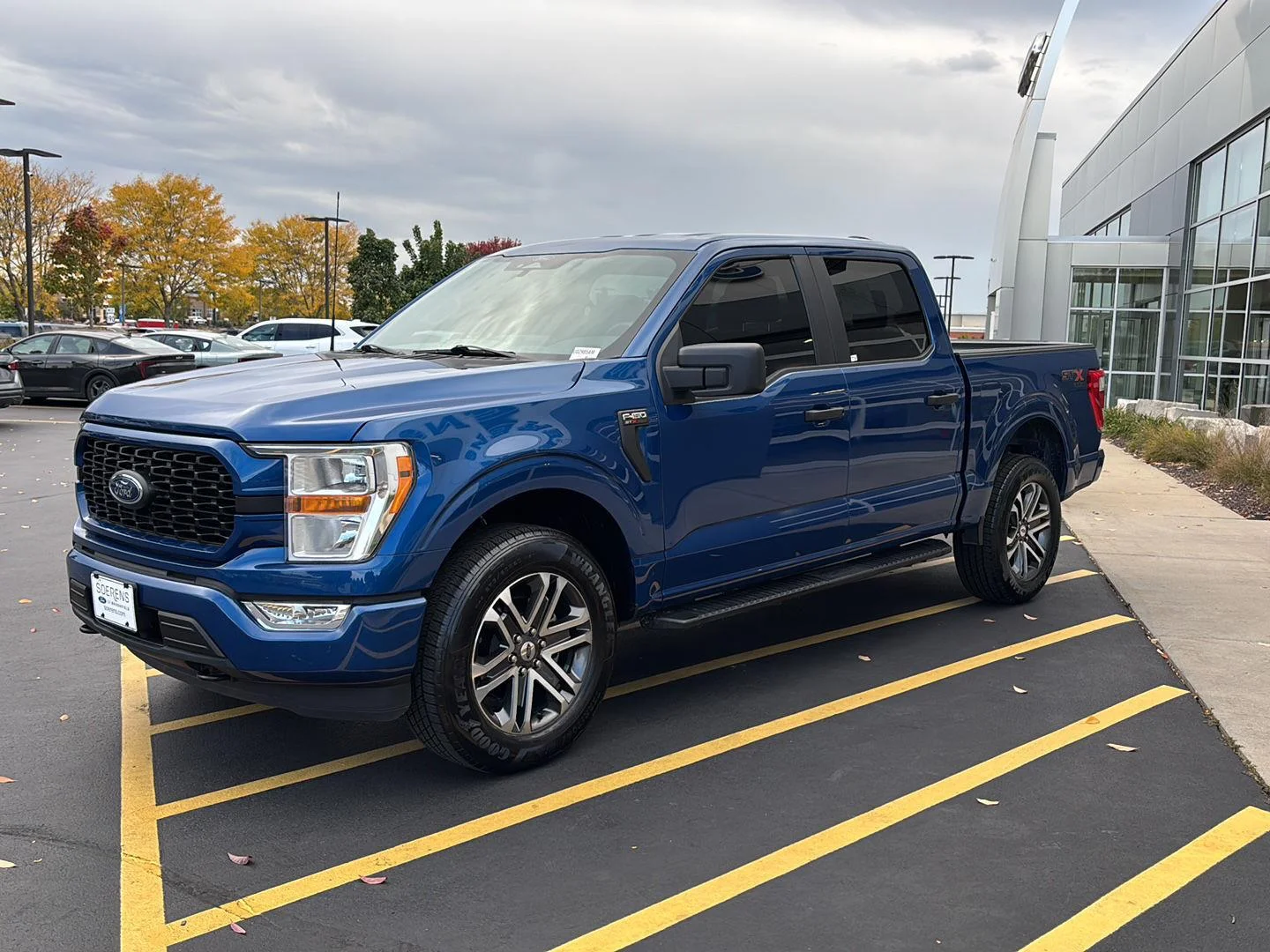 Certified Used 2022 Atlas Blue Ford XL image 8