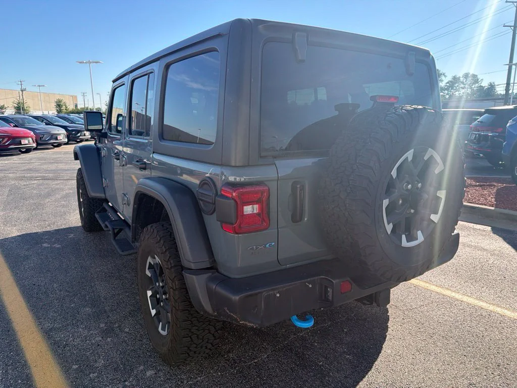 Used 2024 Gray Jeep Rubicon 4xe image 5
