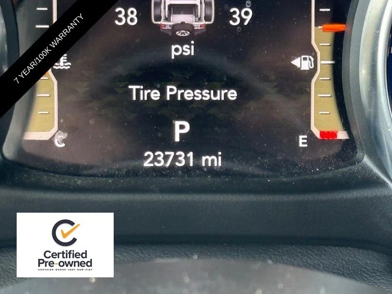 Used 2023 Black Jeep Sport S image 22
