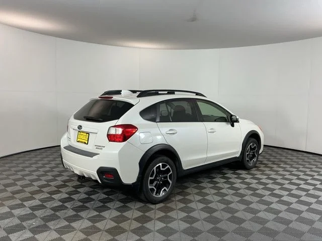 Used 2016 White Subaru 2.0i Limited image 5