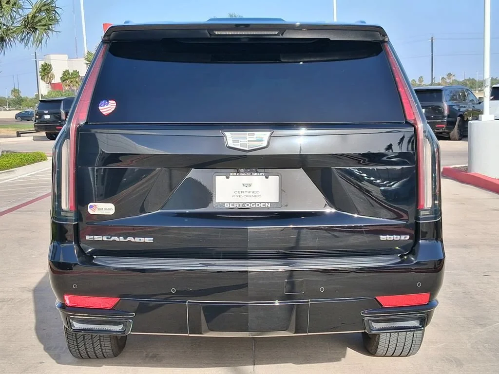 Used 2021 BLACK RAVEN Cadillac Sport image 5