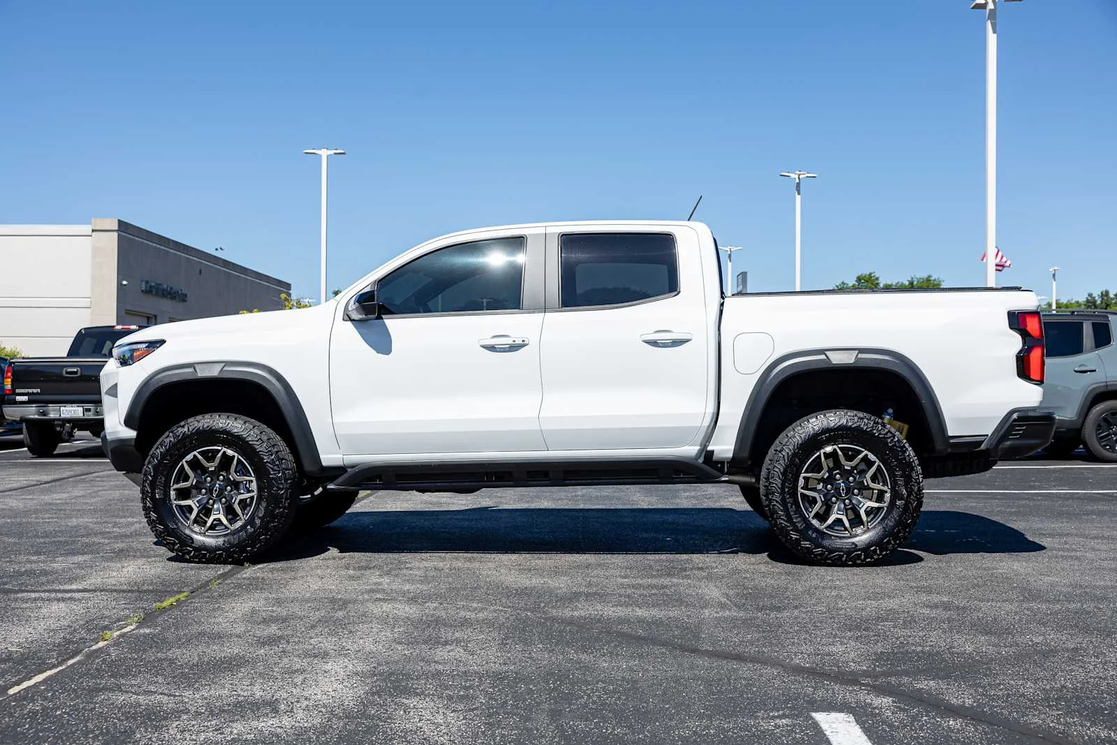 Used 2023 Summit White Chevrolet ZR2 image 4