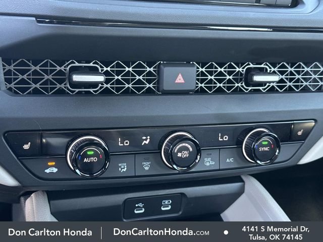 Certified Used 2025 Meteorite Gray Metallic Honda 1.5T SE image 18