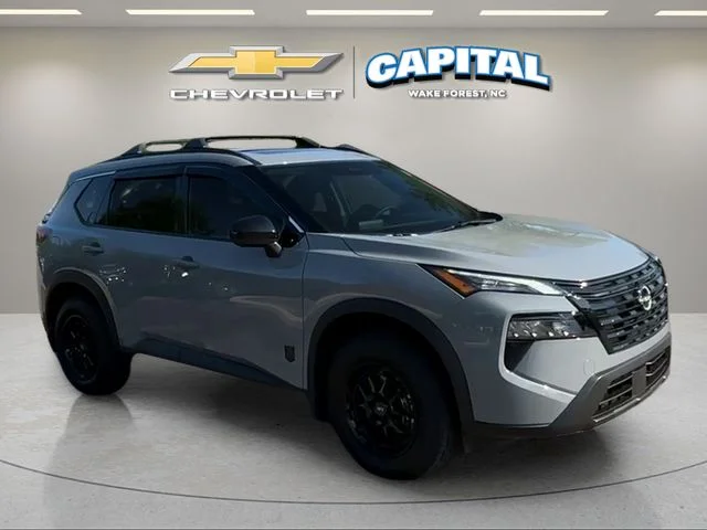 Used 2026 Gray Nissan Dark Armor image 7
