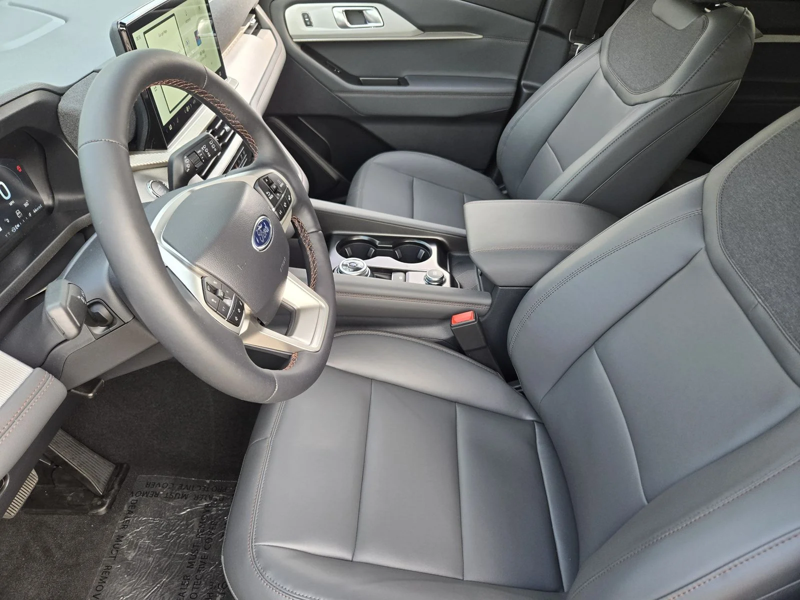 New 2026 Star White Metallic Tri-Coat Ford Active image 8