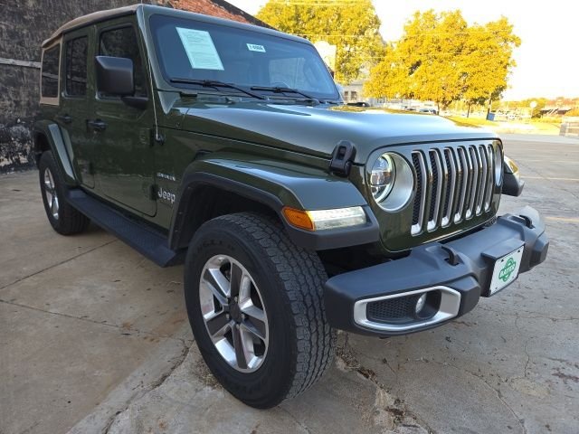 Used 2021 Green Jeep Unlimited Sahara image 3