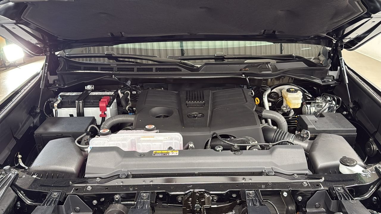 2026 Toyota Tundra Platinum - Photo 25
