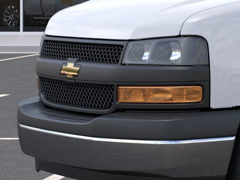 2025 Chevrolet Express Cargo Work Van - Photo 15