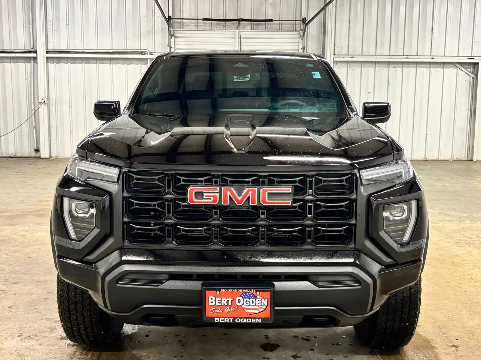 Used 2025 Black GMC Elevation image 2