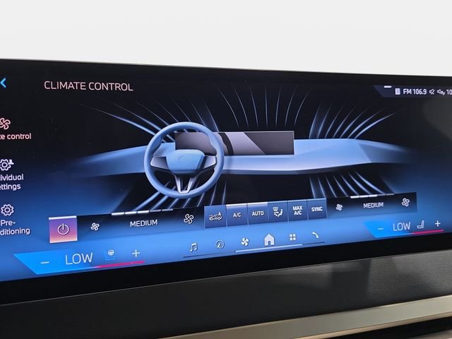 Used 2024 Black Sapphire Metallic BMW xDrive50 image 23