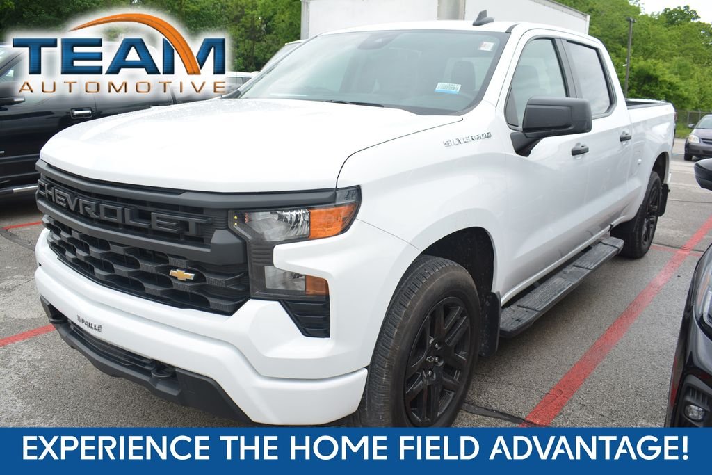 2024 Chevrolet Silverado 1500 Custom 4WD Crew Cab Short Box's photo