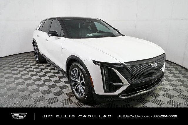 2024 Cadillac LYRIQ Luxury 1