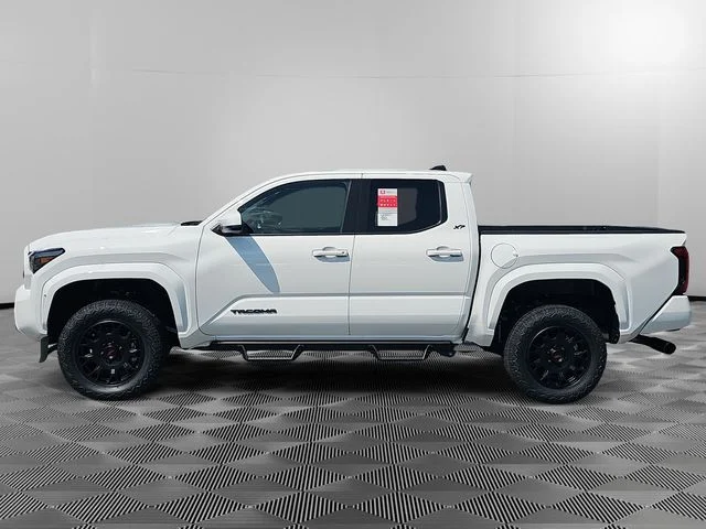 New 2026 Ice Cap Toyota SR5 image 2