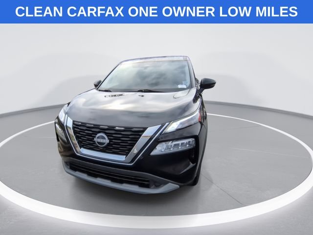 Used 2023 Black Nissan SV image 4