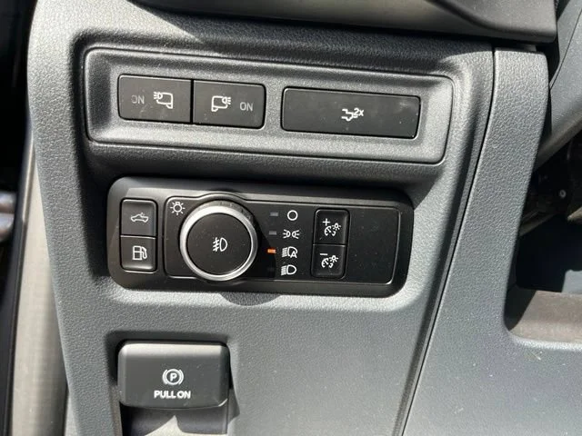 Used 2024 Gray Ford XLT image 27
