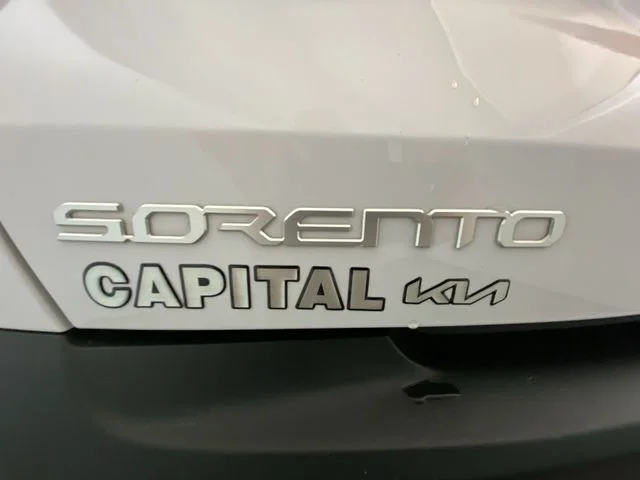 Used 2023 White Kia LX image 26