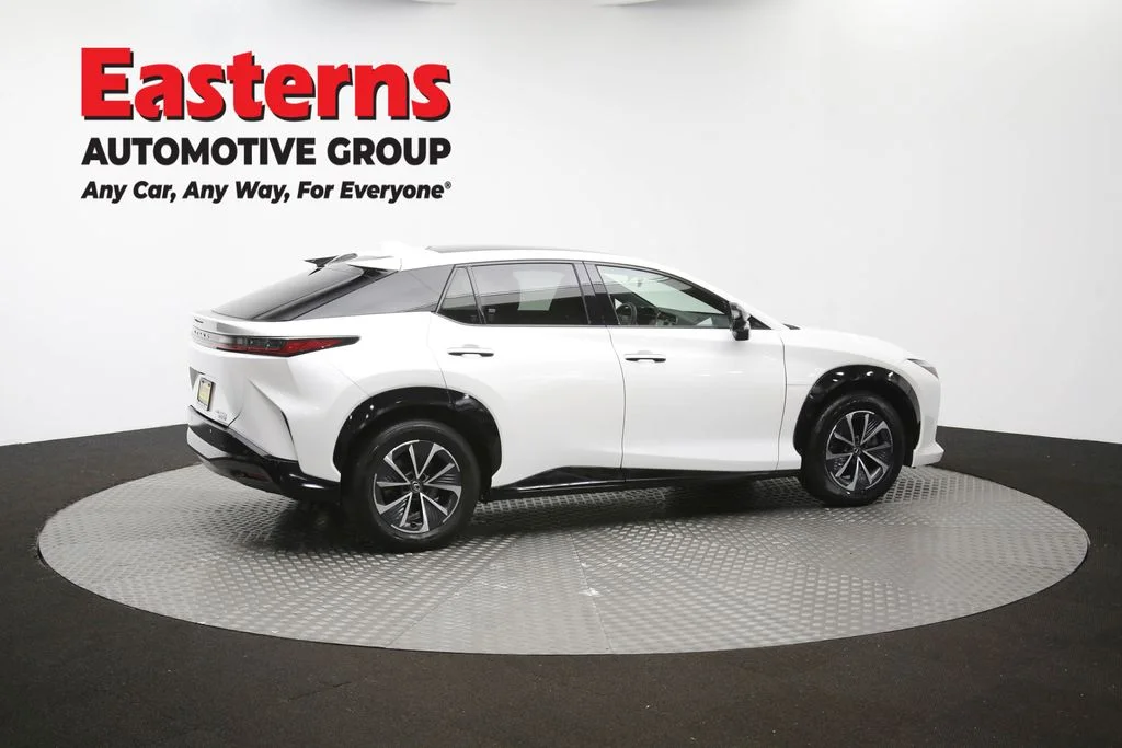 Used 2023 White Lexus 450e Premium image 44