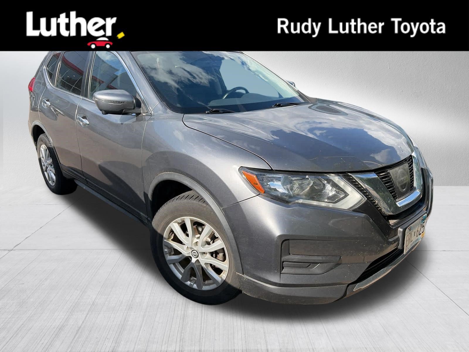 2017 Nissan Rogue SV AWD's photo