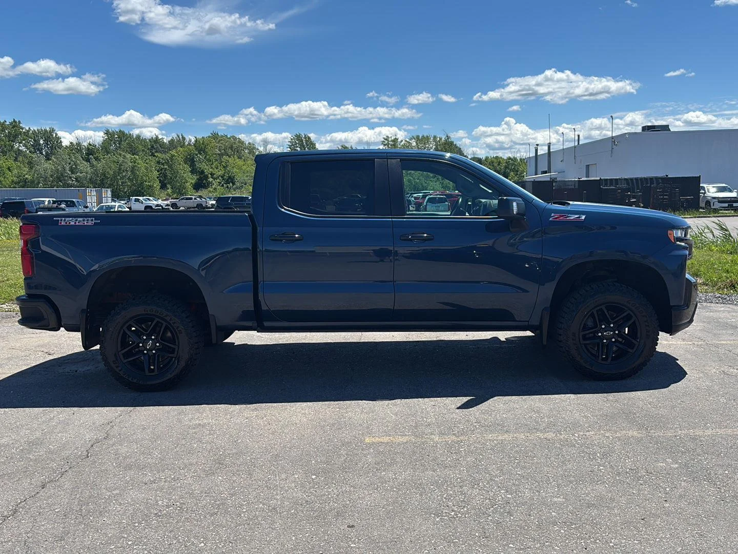 Used 2021 Northsky Blue Metallic Chevrolet LT Trail Boss image 8