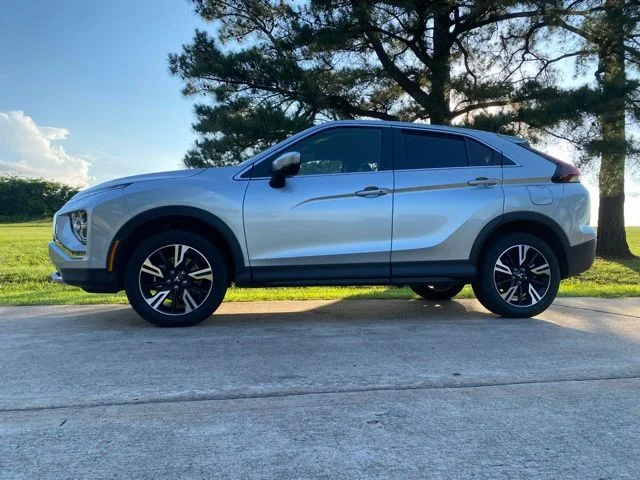 Used 2026 Blue Mitsubishi Black Edition image 7