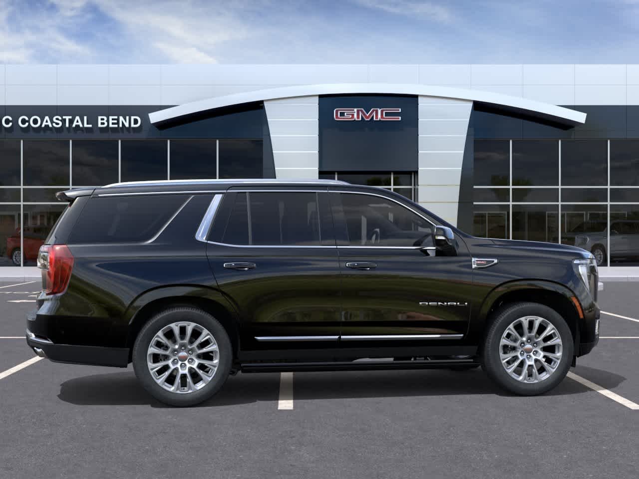 2026 GMC Yukon Denali - Photo 5