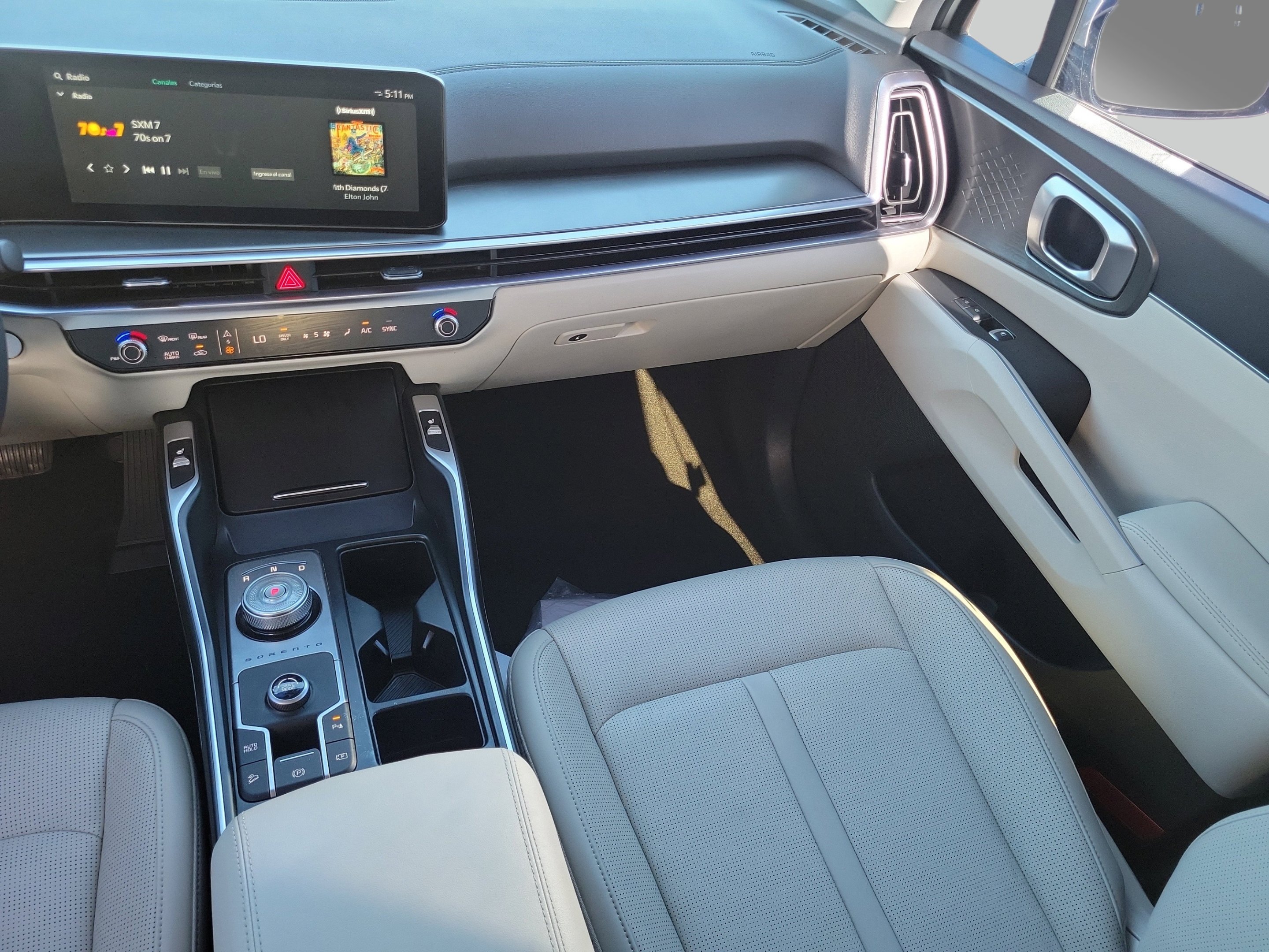 Used 2025 Silky Silver Kia EX image 18