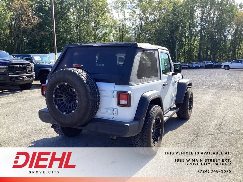 Used 2019 White Jeep Sport S image 6