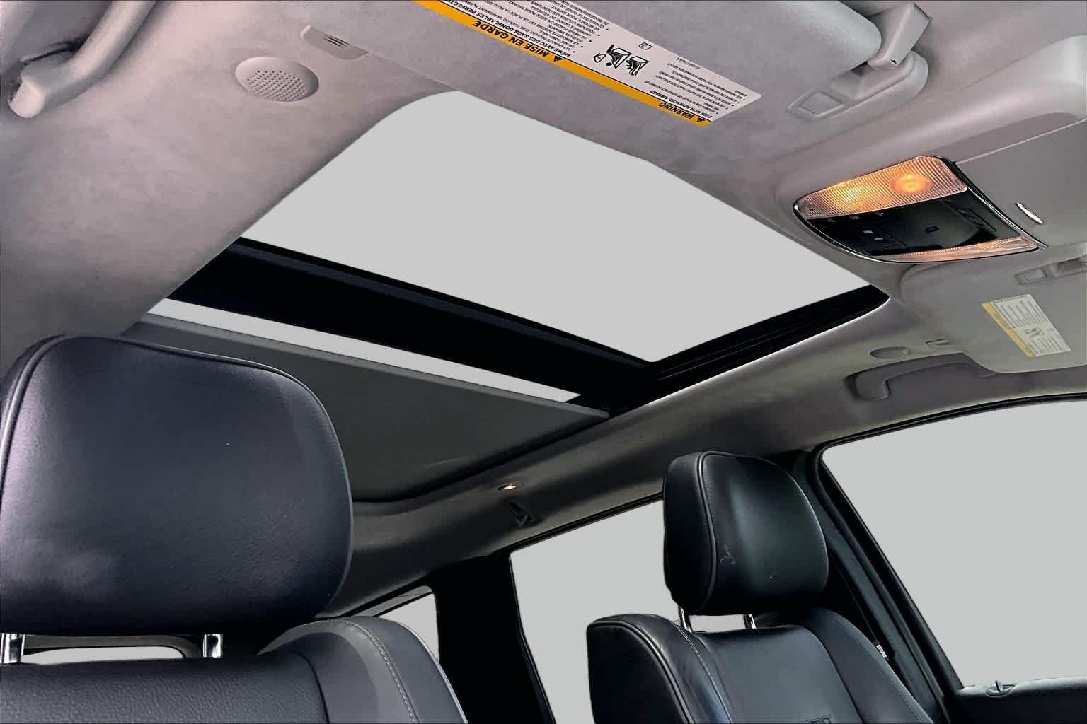 Used 2020 Bright White Clearcoat Jeep Summit image 14