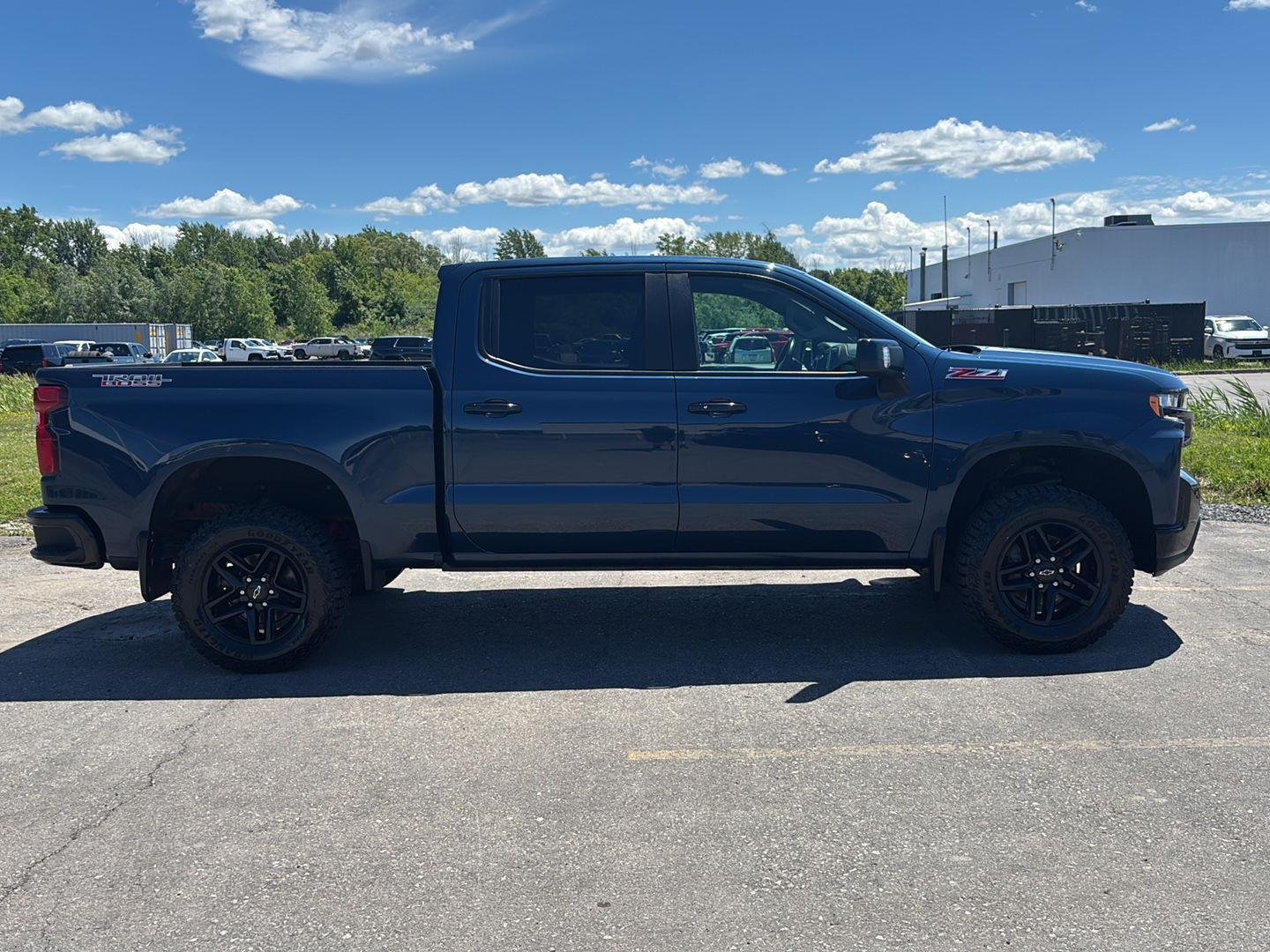 Used 2021 Northsky Blue Metallic Chevrolet LT Trail Boss image 8