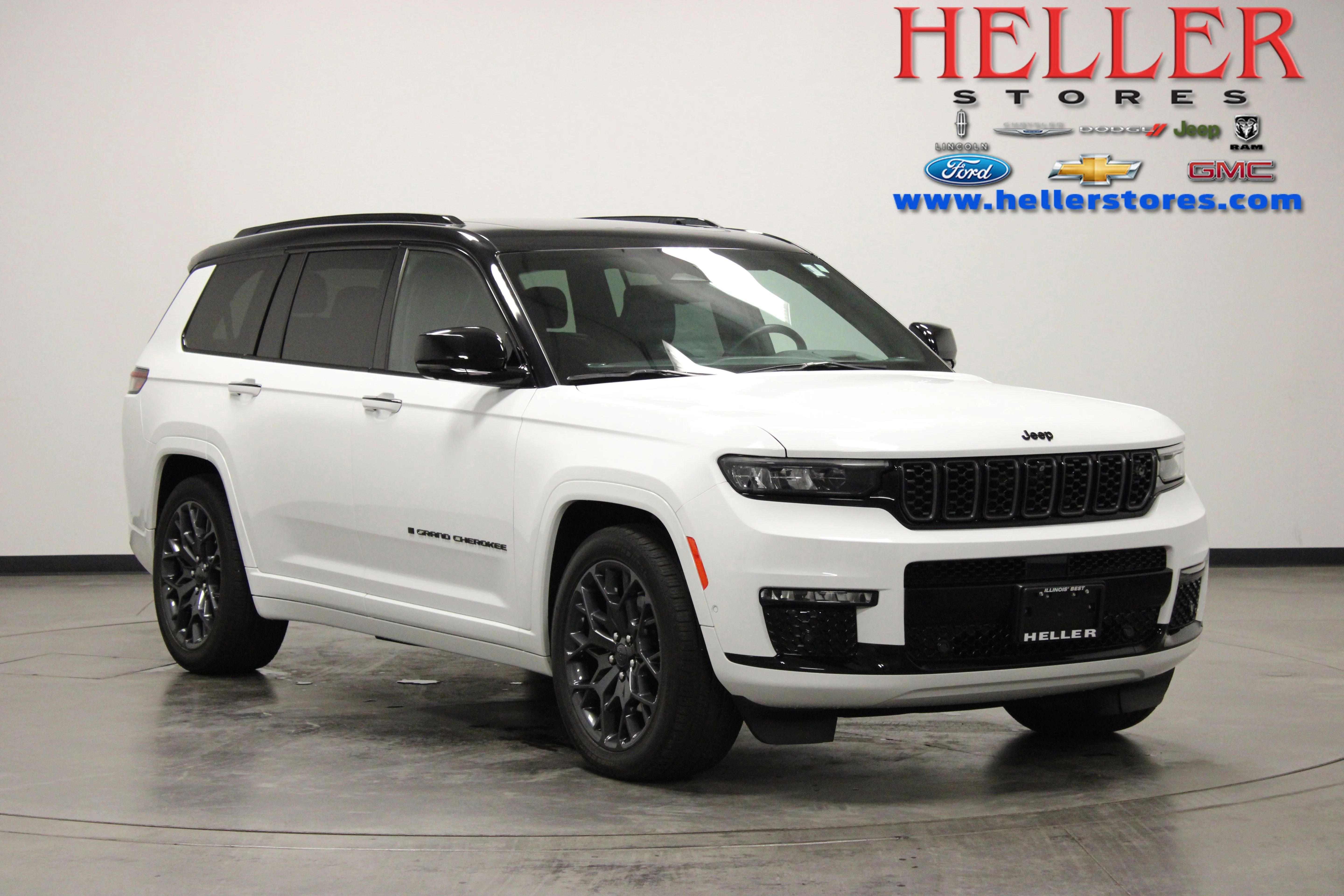 Used 2023 Bright White Clearcoat Jeep Summit image 1