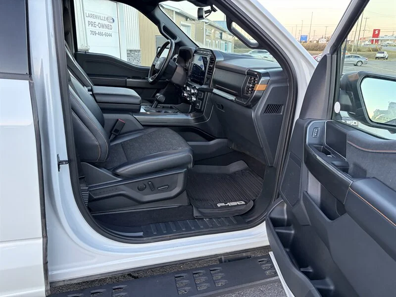 Used 2023 White Ford Tremor image 5