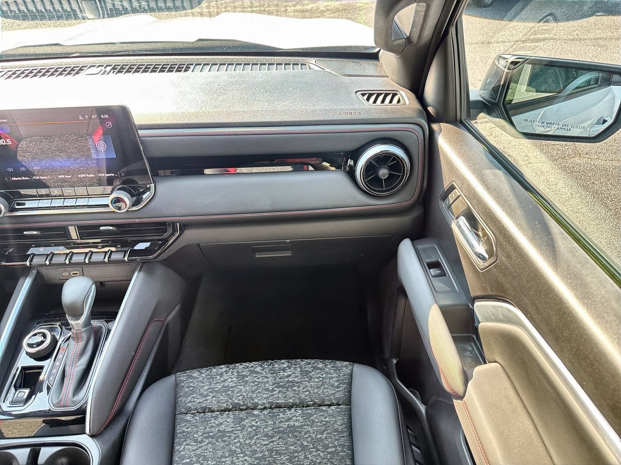 Used 2024 Summit White Chevrolet Z71 image 24