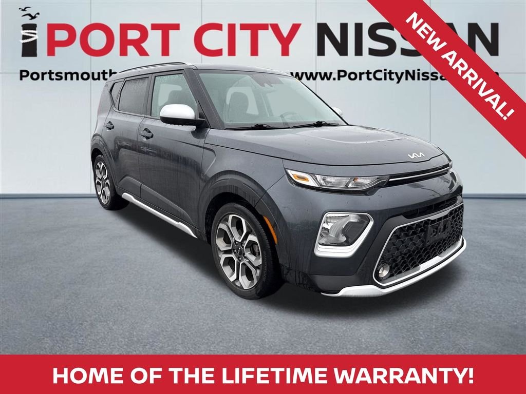 2022 Kia Soul 2.0L X-Line IVT's photo