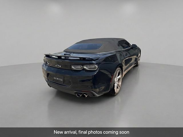 Used 2023 BLACK Chevrolet 2SS image 2