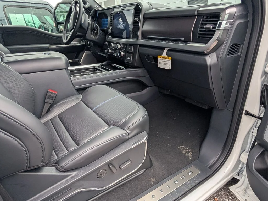 New 2026 Star White Metallic Tri-Coat Ford F-250® Platinum® image 13