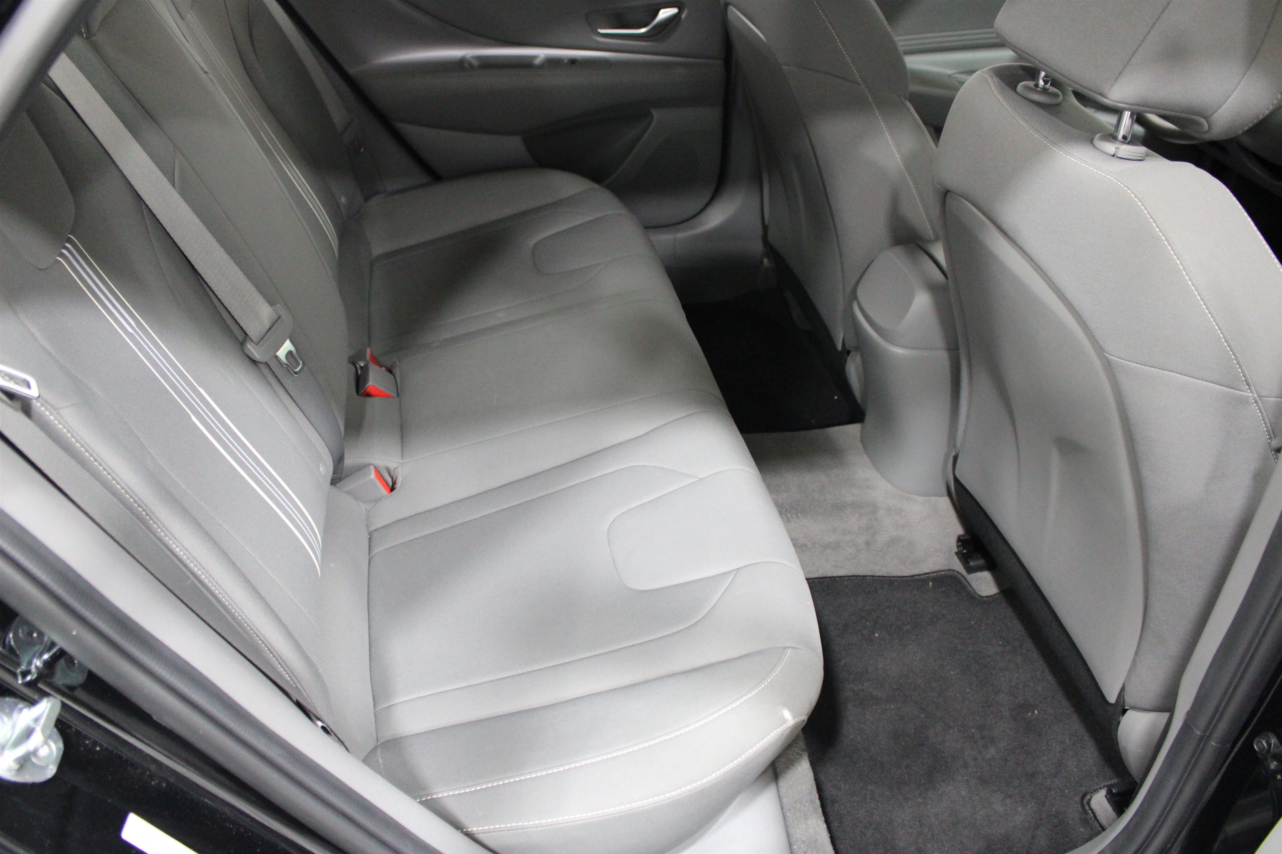 Used 2023 Onyx Black Hyundai SEL image 23