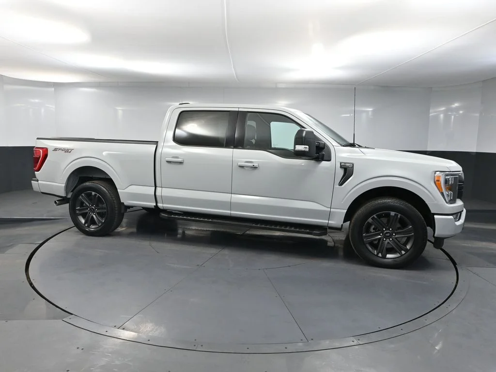 Certified Used 2023 Gray Ford XLT image 3