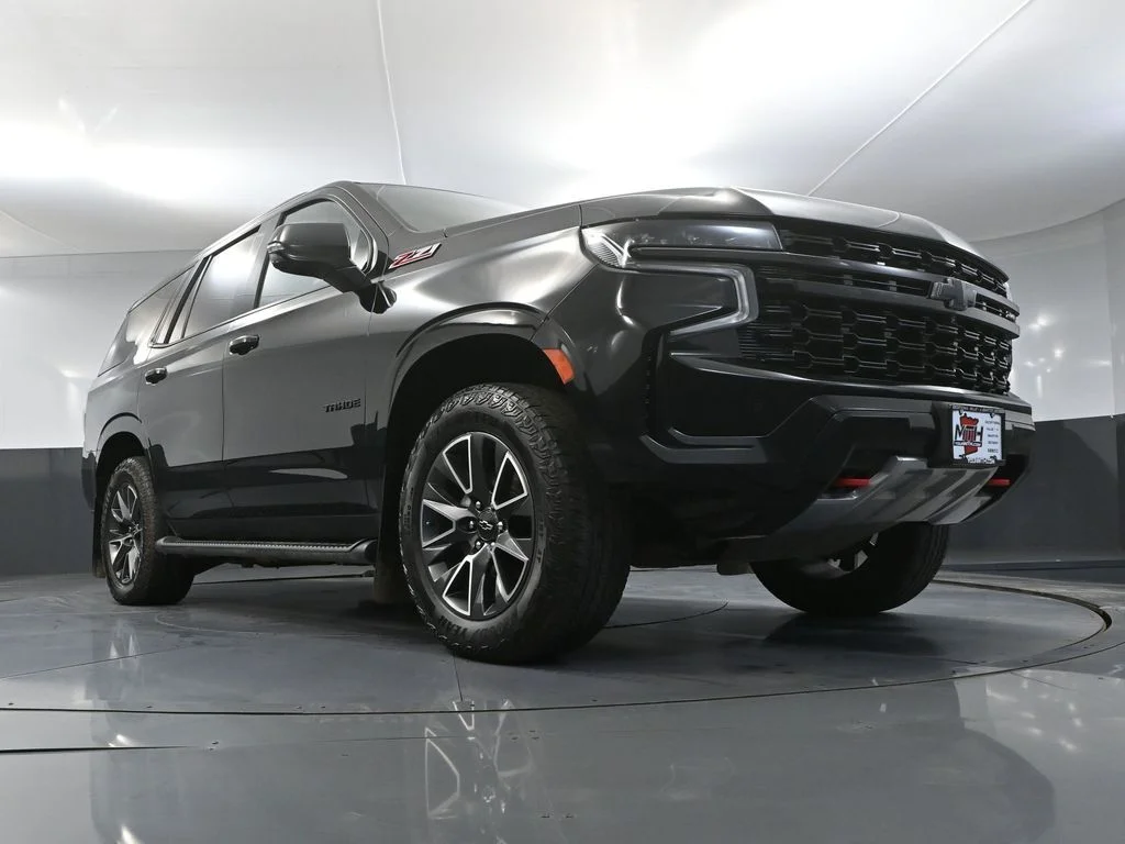 Used 2024 Black Chevrolet Z71 image 52