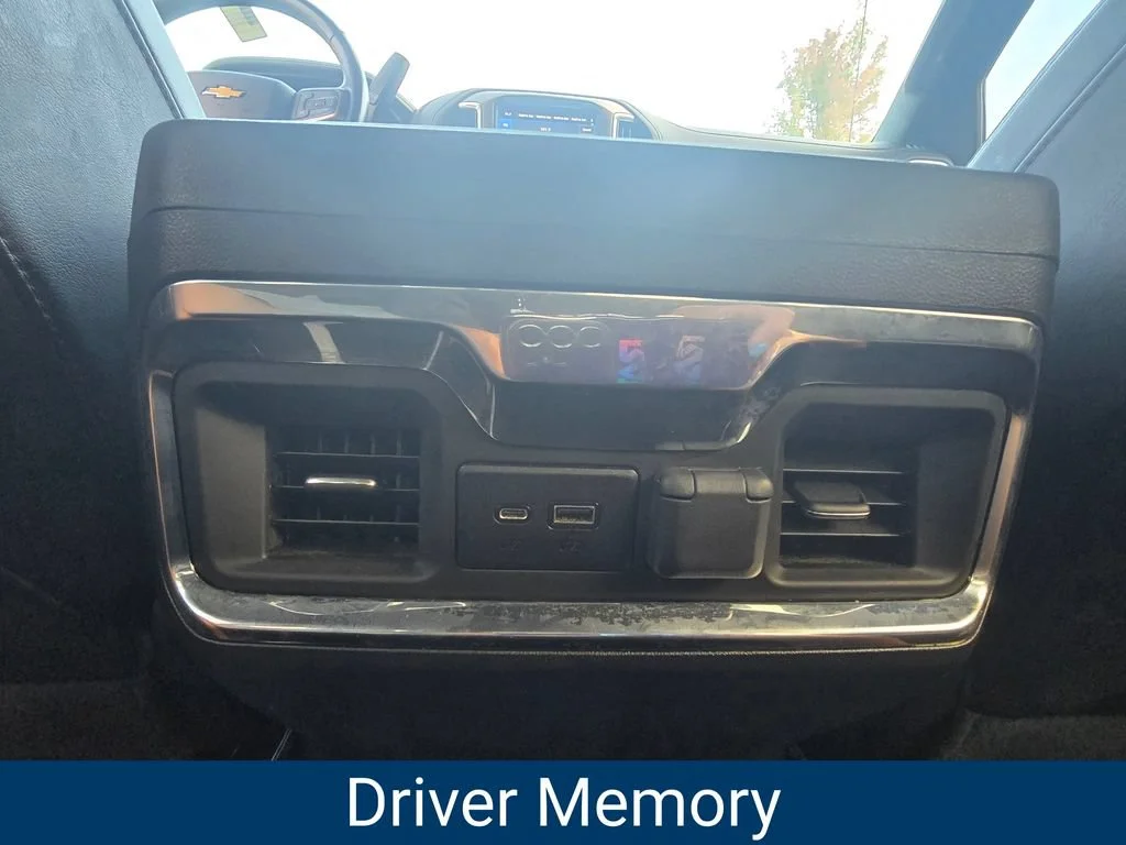 Certified Used 2021 BLACK Chevrolet High Country image 13