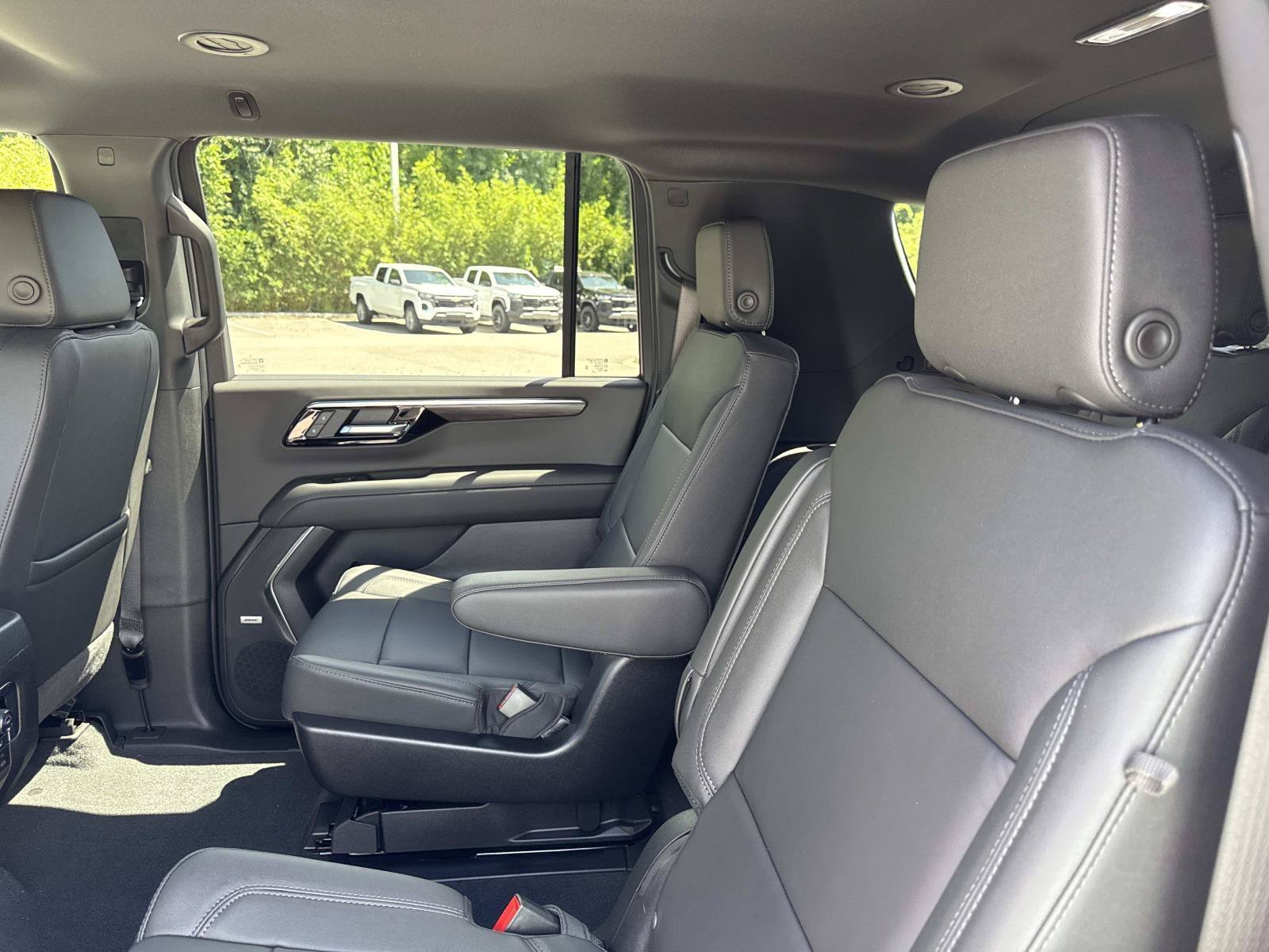 New 2026 Summit White Chevrolet LT image 11