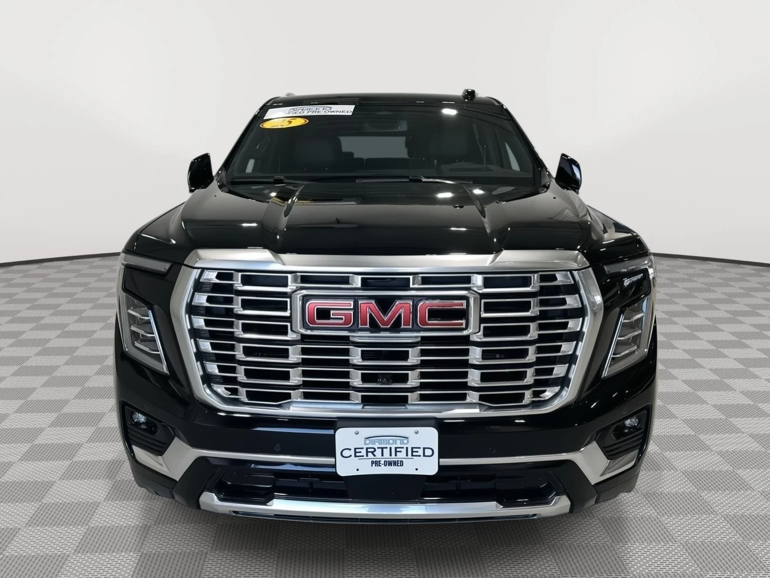 Used 2025 Onyx Black GMC Denali image 8
