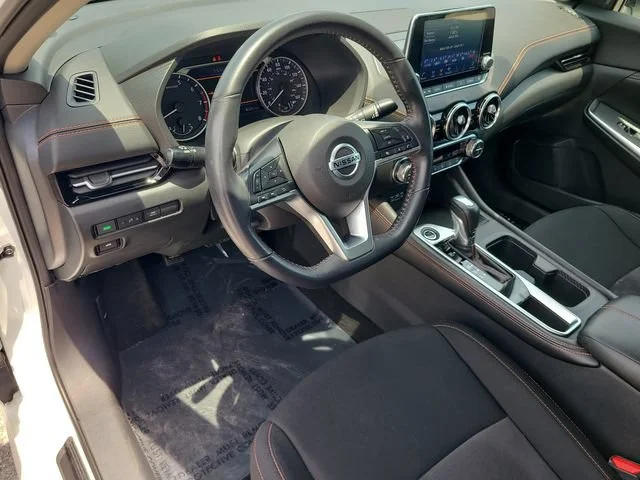 Used 2021 White Nissan SR image 18