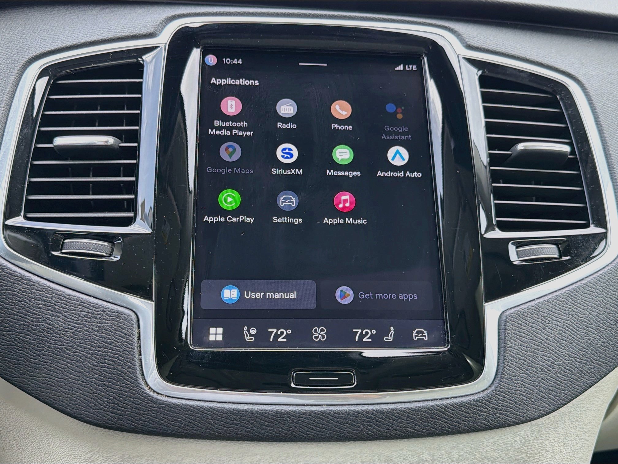 Used 2023 Thunder Gray Metallic Volvo Plus image 31