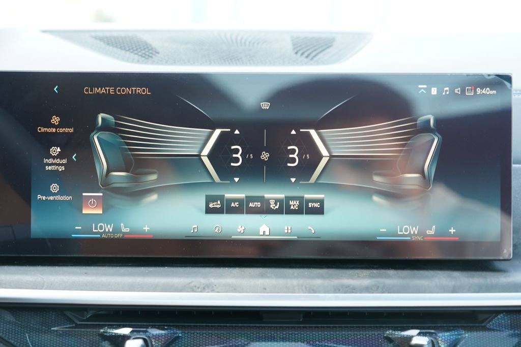 New 2026 Alpine White BMW sDrive40i image 16